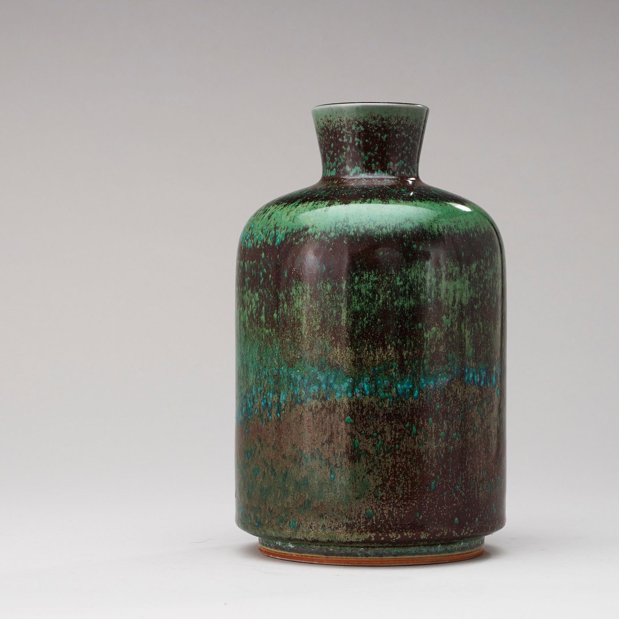 A Berndt Friberg stoneware vase, Gustavsberg Studio 1964.