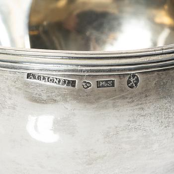 A parcel gilt Swedish silver gravy boat, mark of Anders Johan Lignell, Sundsvall 1818.