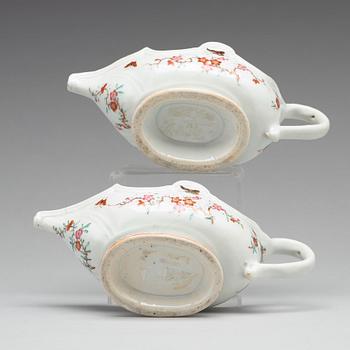 A pair of famille rose sauce boats, Qing dynasty, Qianlong (1736-95).