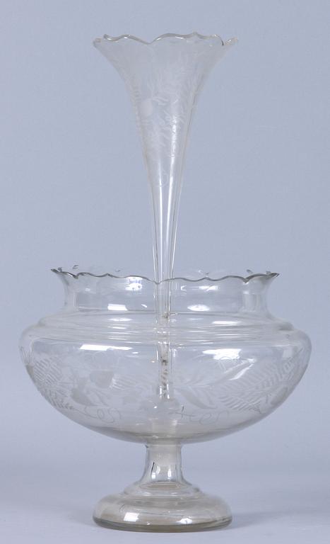 BLOMSTERSKÅL, glas, 1800-talets andra hälft.