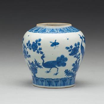 A blue and white vase, Ming dynasty with Wanlis six character mark.