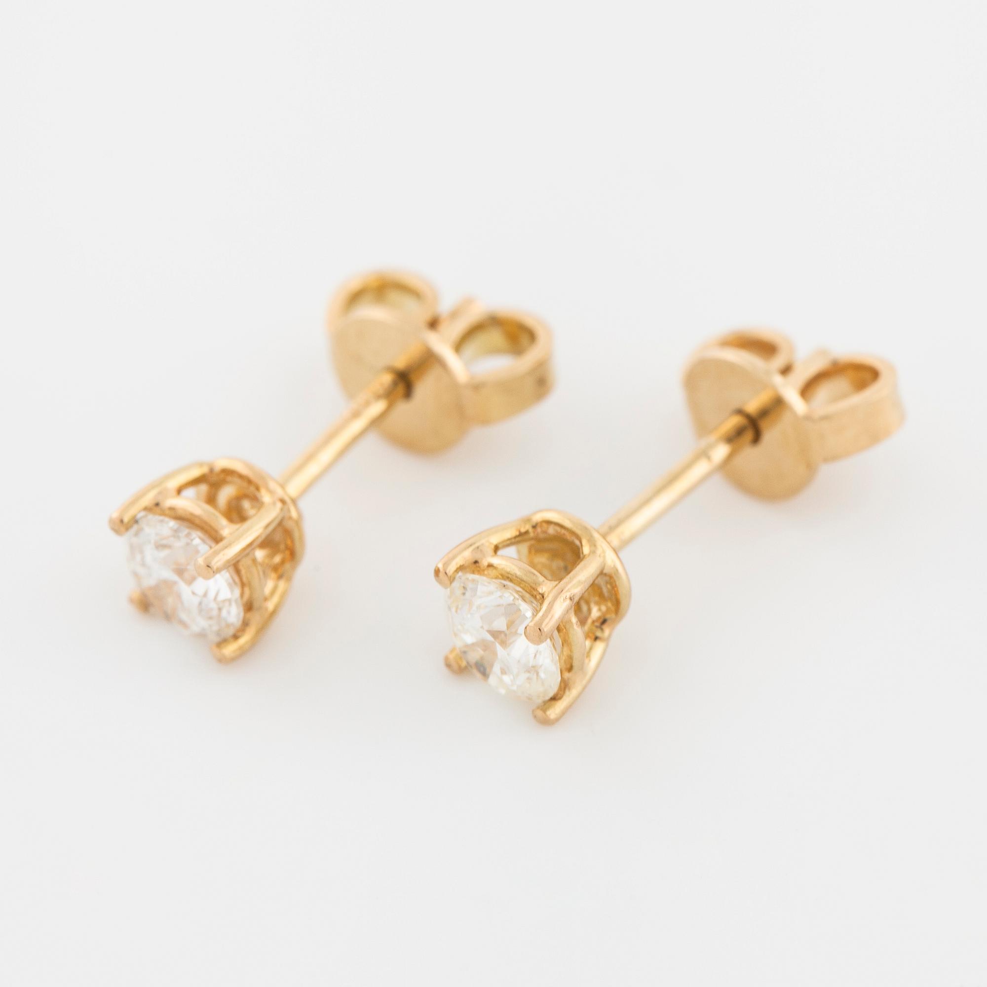 ÖRHÄNGEN, med briljantslipade diamanter, totalt ca 0.56 ct.