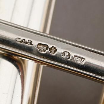 BESTICK, 67 snarlika delar, silver, GAB, 1900-talets första hälft. Vikt ca 2299 gram.