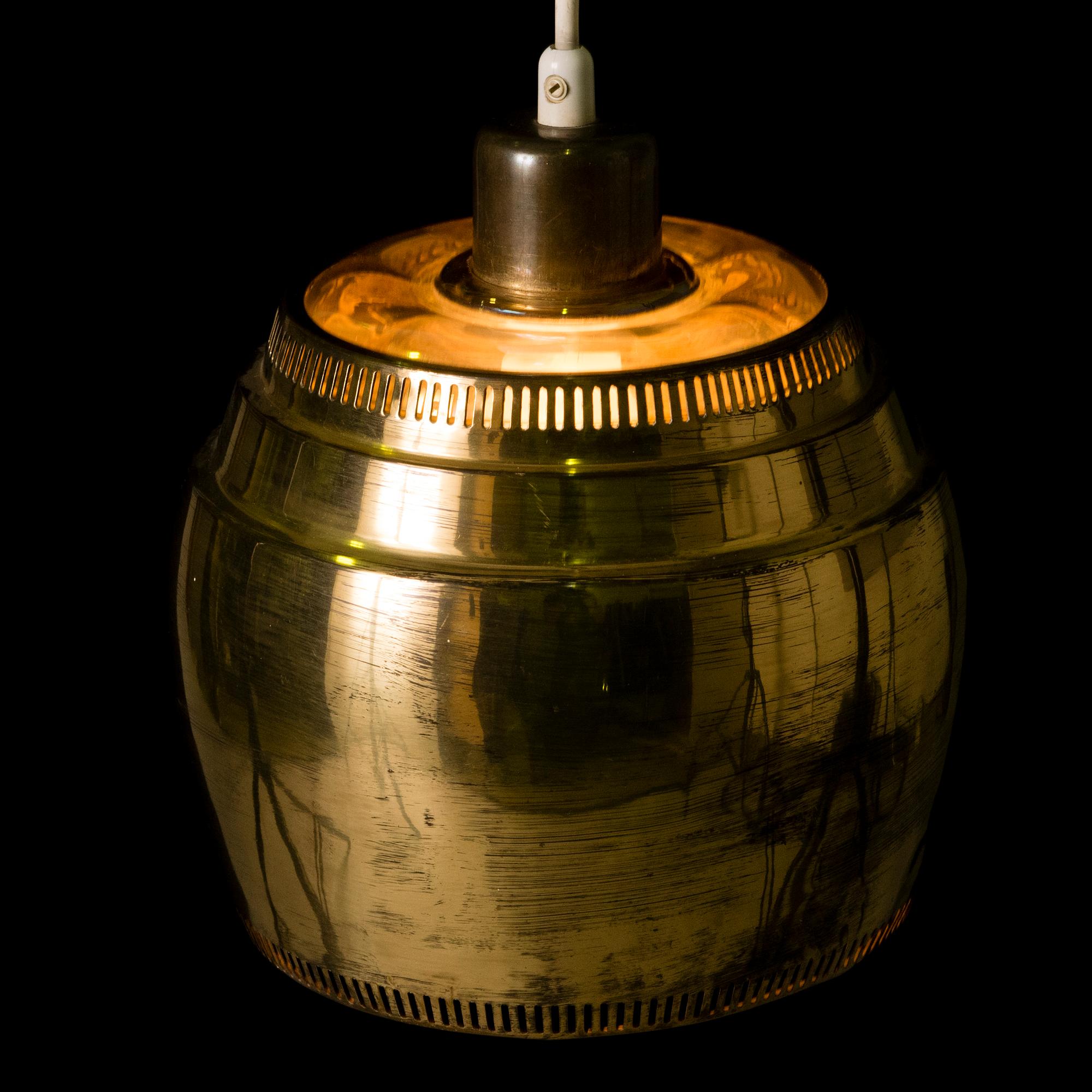 Alvar Aalto, A late 1930s pendant light for Taito.