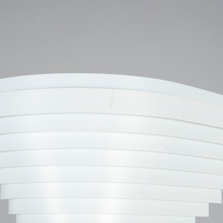 Alvar Aalto, A 2000s 'Angel Wing' floor lamp, model A 805, Artek.