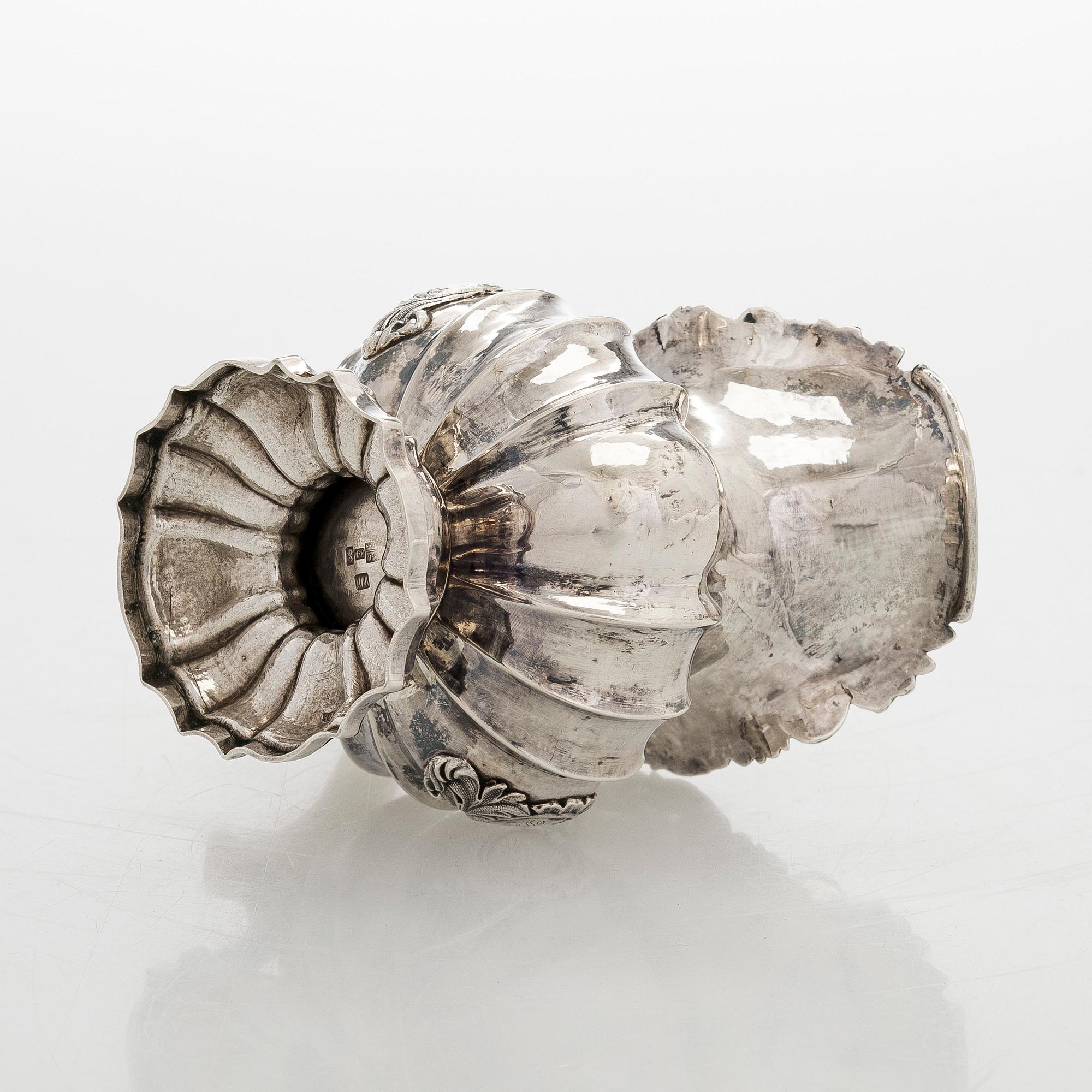 Gräddsnäcka, silver, Moskva 1844. Oidentifierad mästarstämpel.