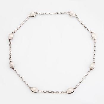 Sven-Erik Högberg, silver necklace.