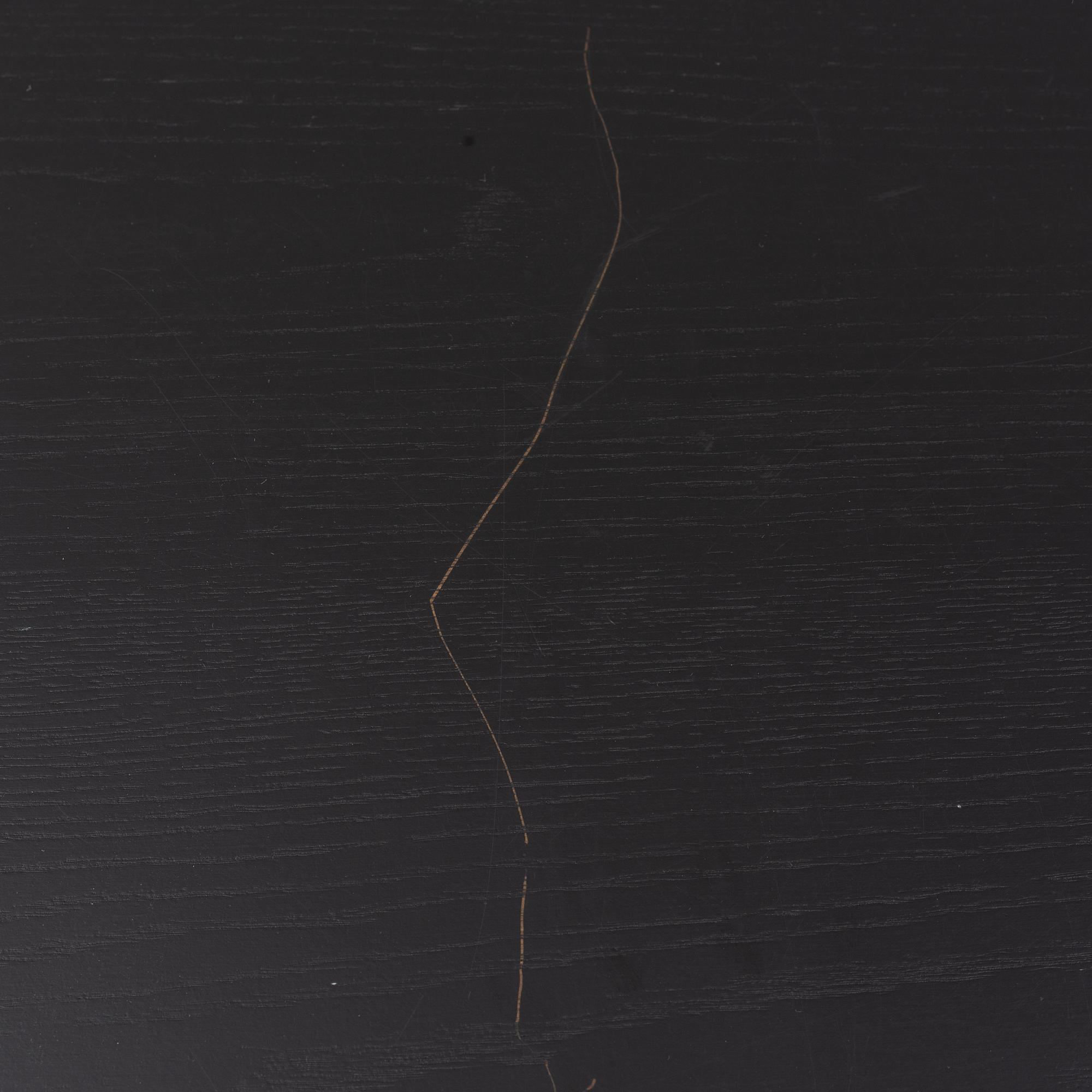 Sami Kallio, matbord, "In Between SK6", &Tradition.