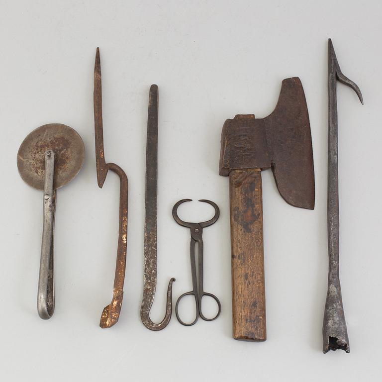 SIX IRON TOOLS, 18th/19th century.