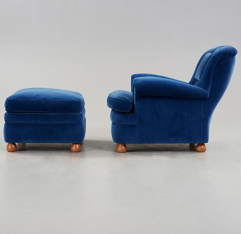 JOSEF FRANK, fåtölj med fotpall, Firma Svenskt Tenn, modell 336.