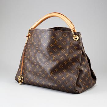 LOUIS VUITTON, 'Artsy' monogram canvas bag.