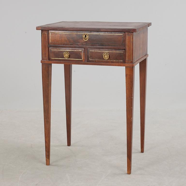 BORD, sengustaviansk, 1800-tal.