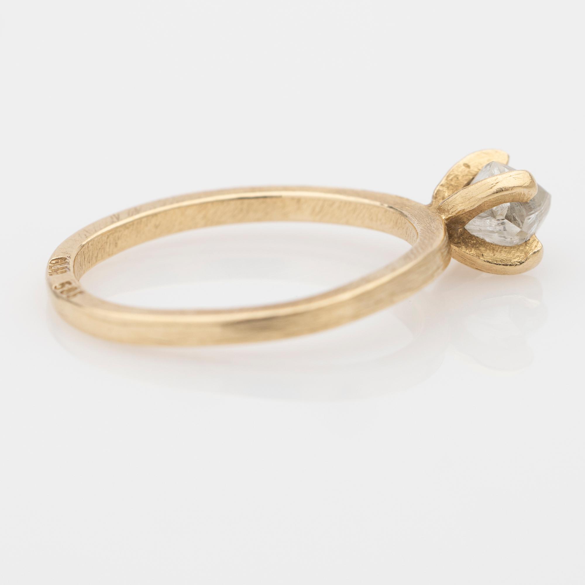 Ring, 14k gold with uncut diamond.
