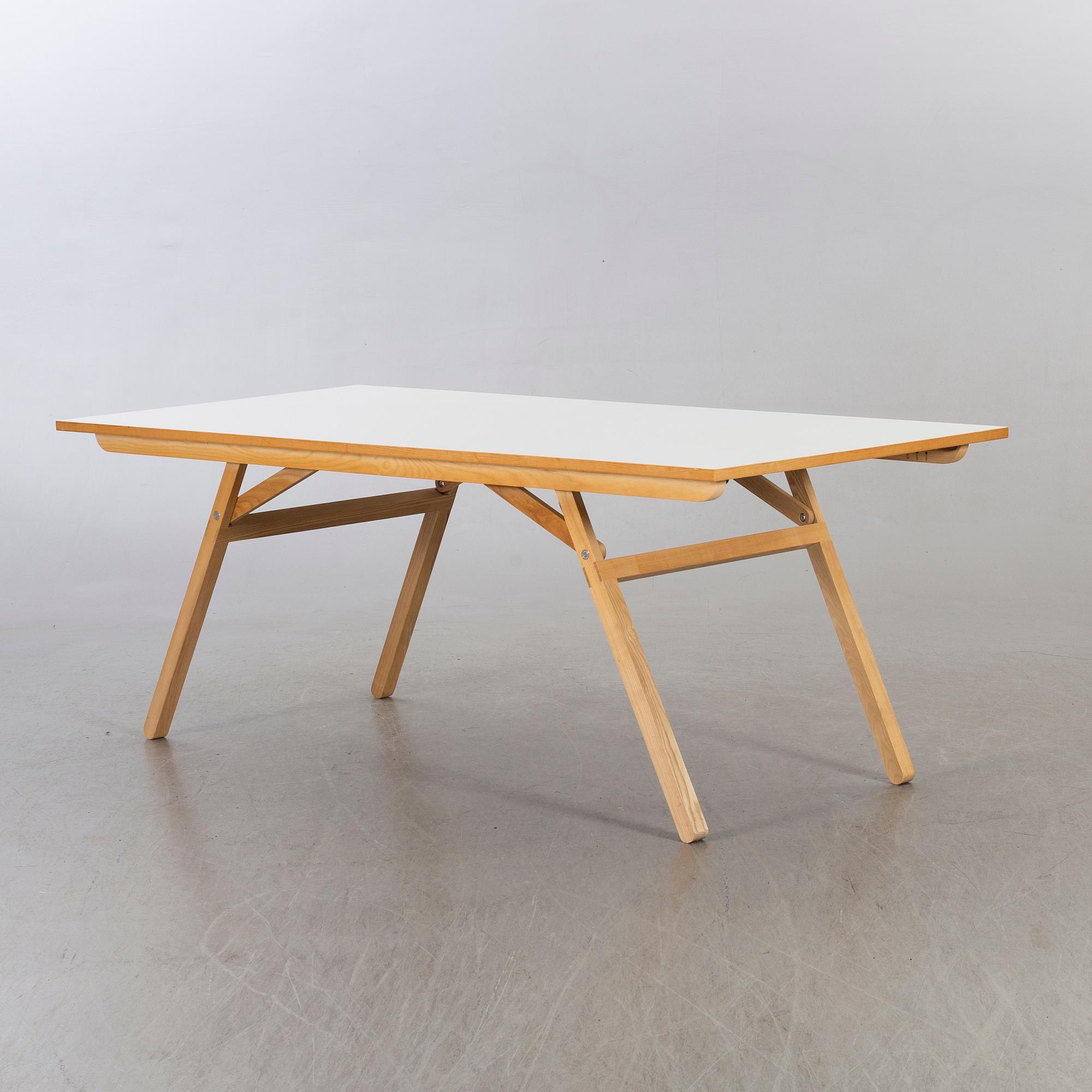 A "KLOPSTOCK" table, Nils Holger Moormann for Daniel Kern, 21th cebtury.