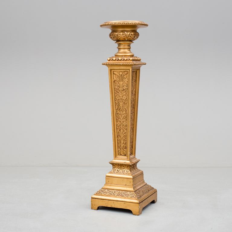 PIEDESTAL, nyrenässans, 1800-talets slut.
