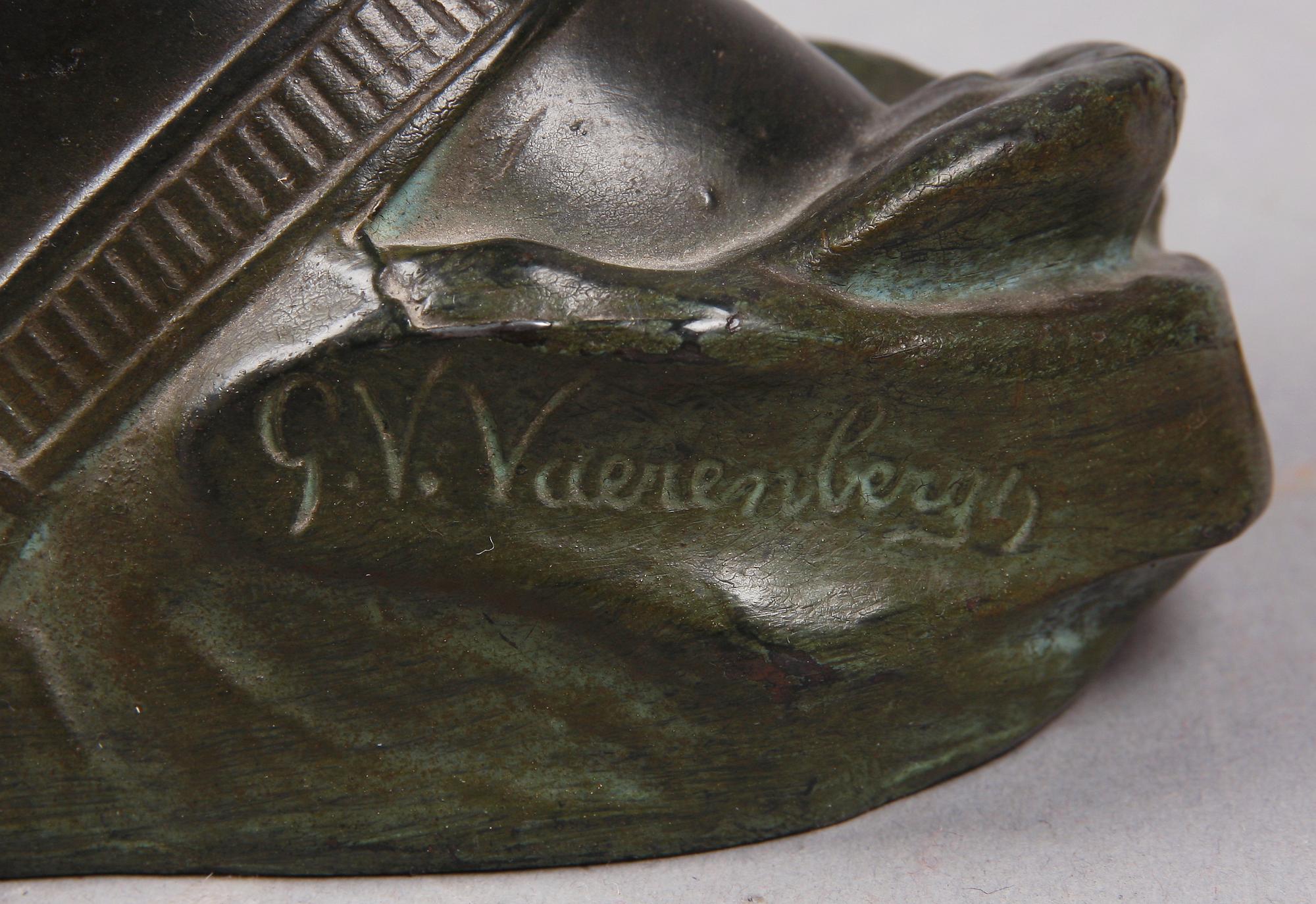 GUSTAVE VAN VAERENBERGH, efter. Skulptur, patinerad metall.