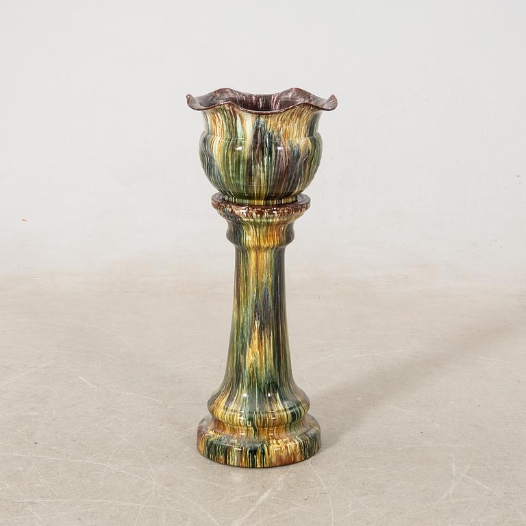 Pedestal with outer casing Bretby Art Pottery England circa 1900 majolica.