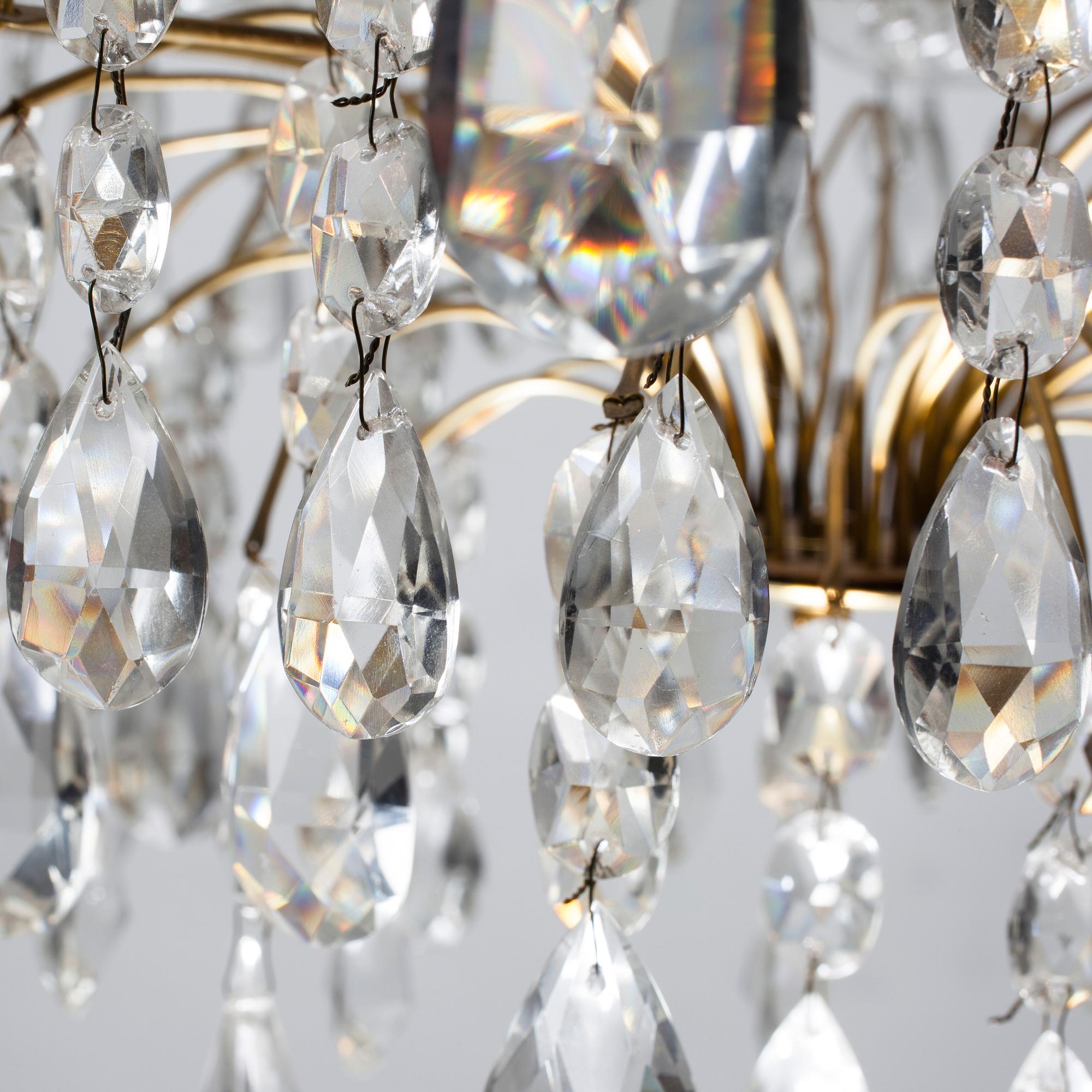 TAKKRONA, gustaviansk stil, ca 1900. Höjd 90 cm.