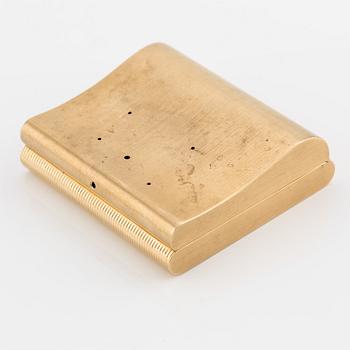 18K gold vanity case.