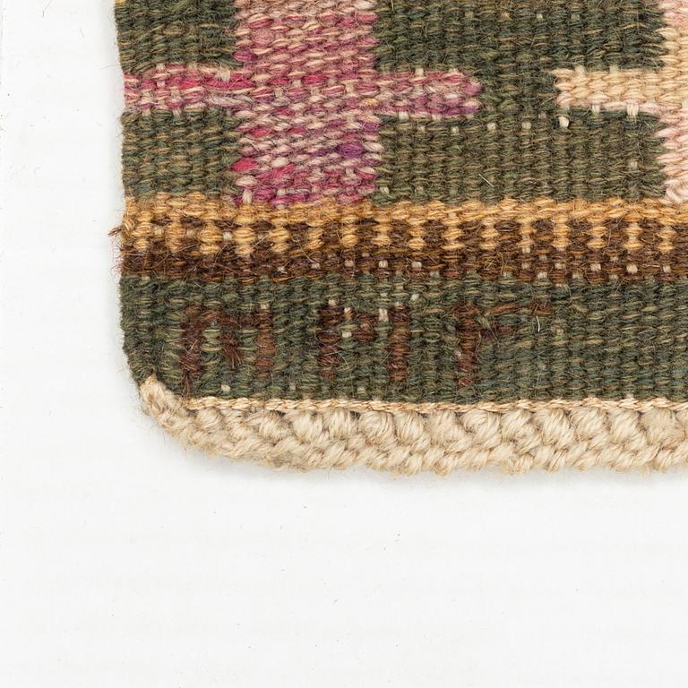 Märta Måås-Fjetterström, a textile, "Blekingerosen", rölakan, Ca 75 x 59 cm, signed MMF.