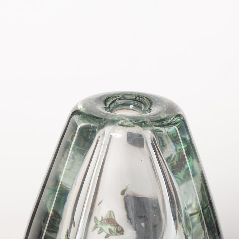 Edward Hald, "Fiskgraal" glass vase, Orrefors, Sweden, signed.