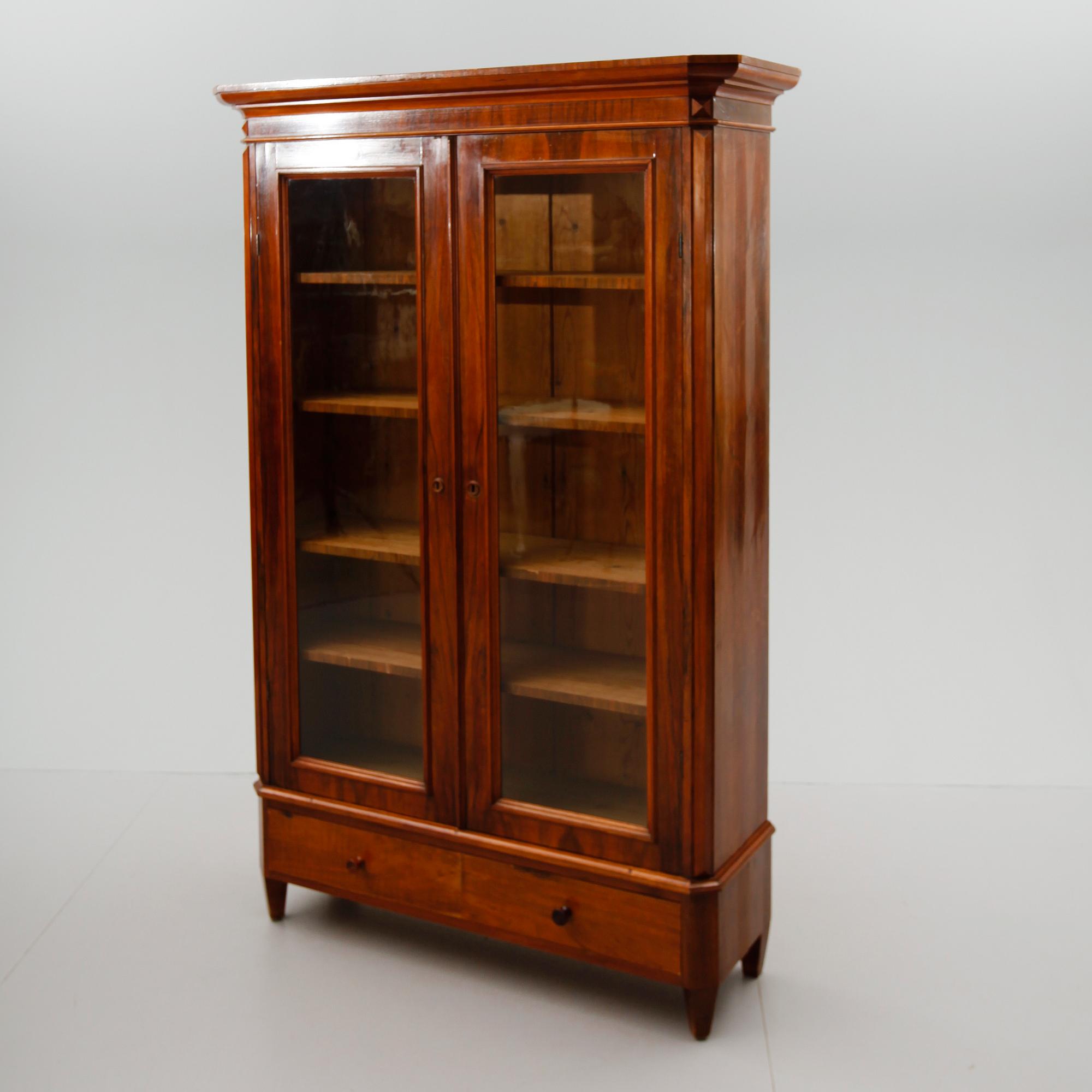 BOKSKÅP, sent 1800-tal.