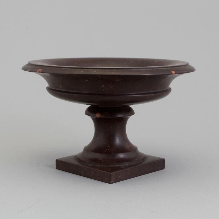 TAZZA, sten, sent 1700-tal.