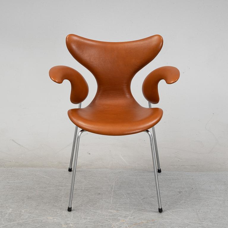 Arne Jacobsen, a 'Lily' leather chair, Fritz Hansen, Denmark.