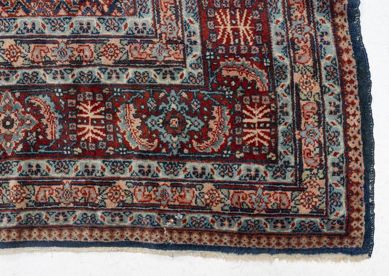 Rug, North Persian, approx. 350 x 287 cm.