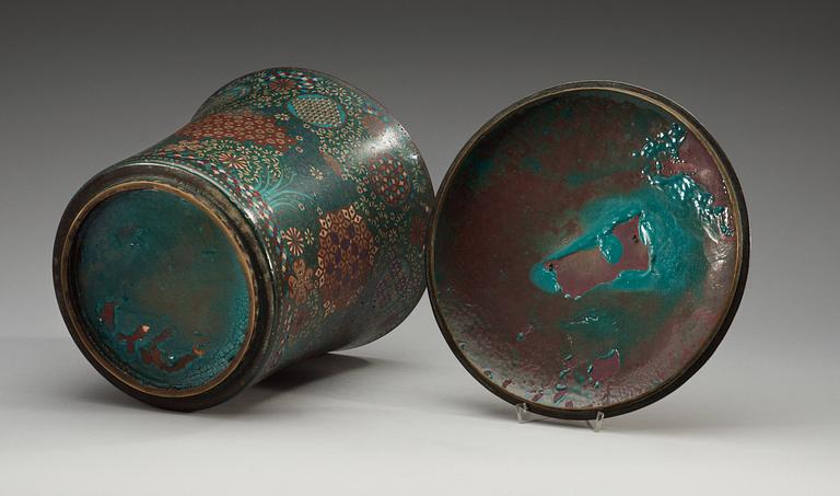 A Japanese Cloisonné jar, Meiji (1868-1912).