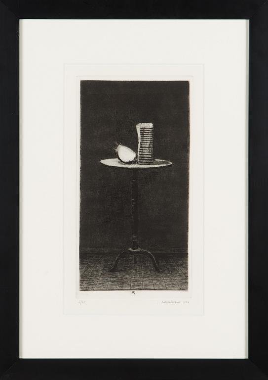 Pentti Kaskipuro, Still life on the table.