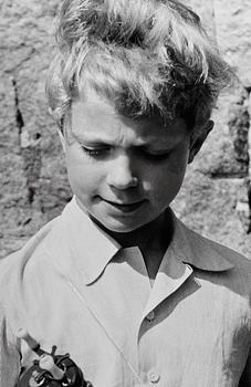 ALBUM 3 st MED KUNGLIGA FOTOGRAFIER, några sign av hovfotografen Bergne. Sverige sent 1950-tal till runt 1973.