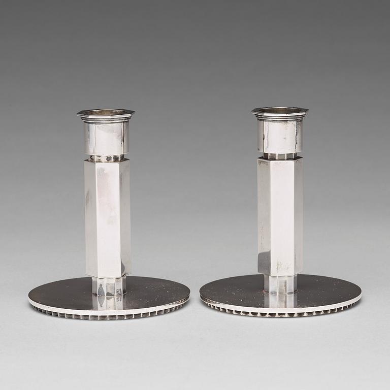 Wiwen Nilsson, ljusstakar, ett par, Lund 1948 och 1956, sterling.