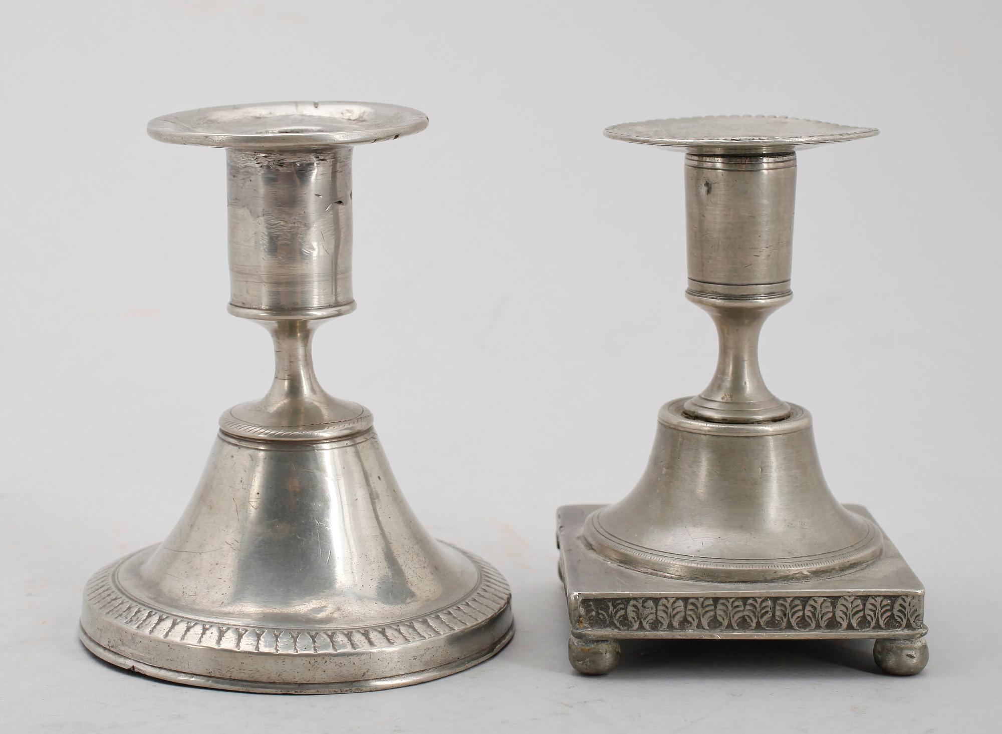 LJUSSTAKAR, 2 st, tenn, 1 av Nils Eric Justelius, Eksjö 1831.