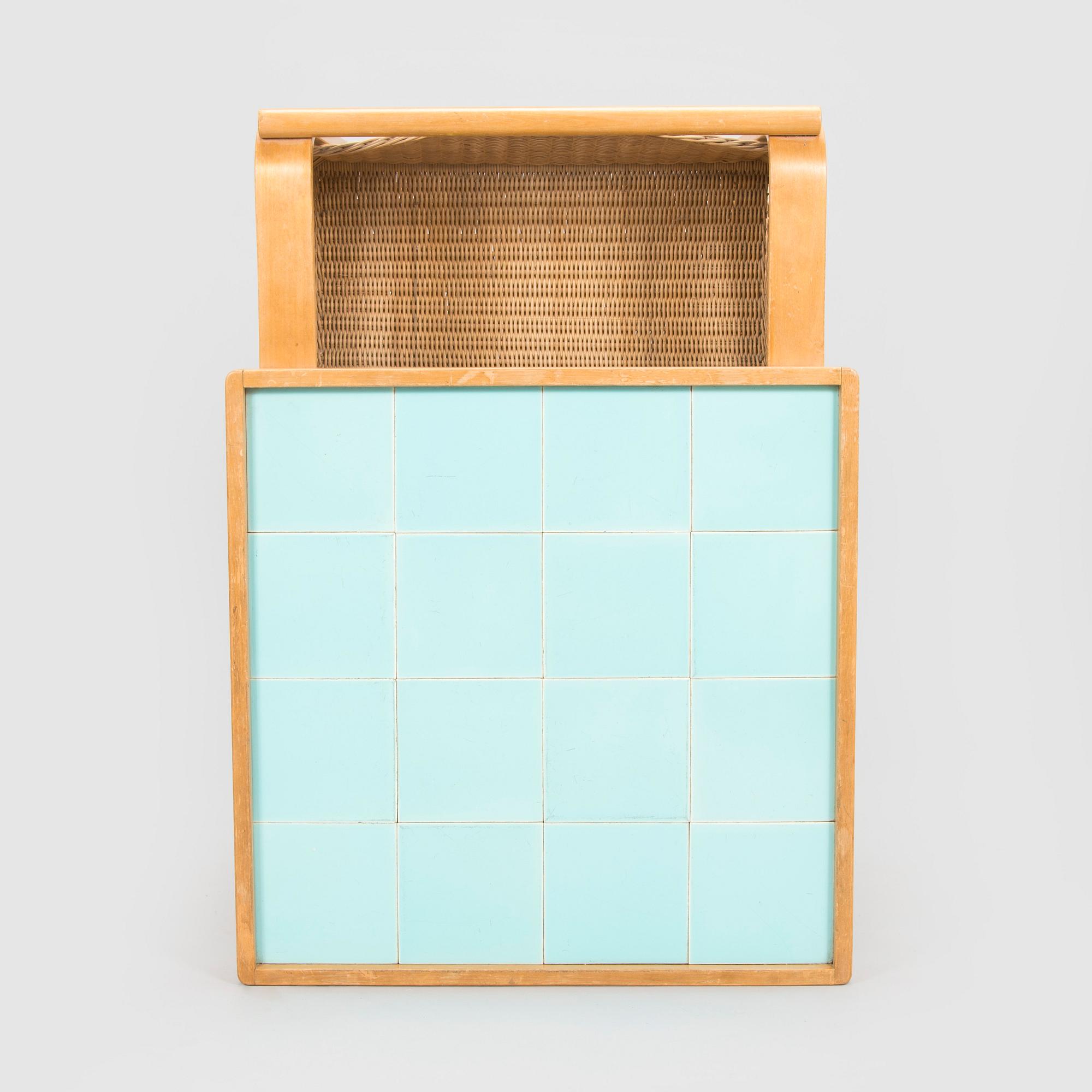 Alvar Aalto, serveringsvagn, modell 100, O.Y Huonekalu-ja Rakennustyötehdas A.B. tidigt 1950-tal.