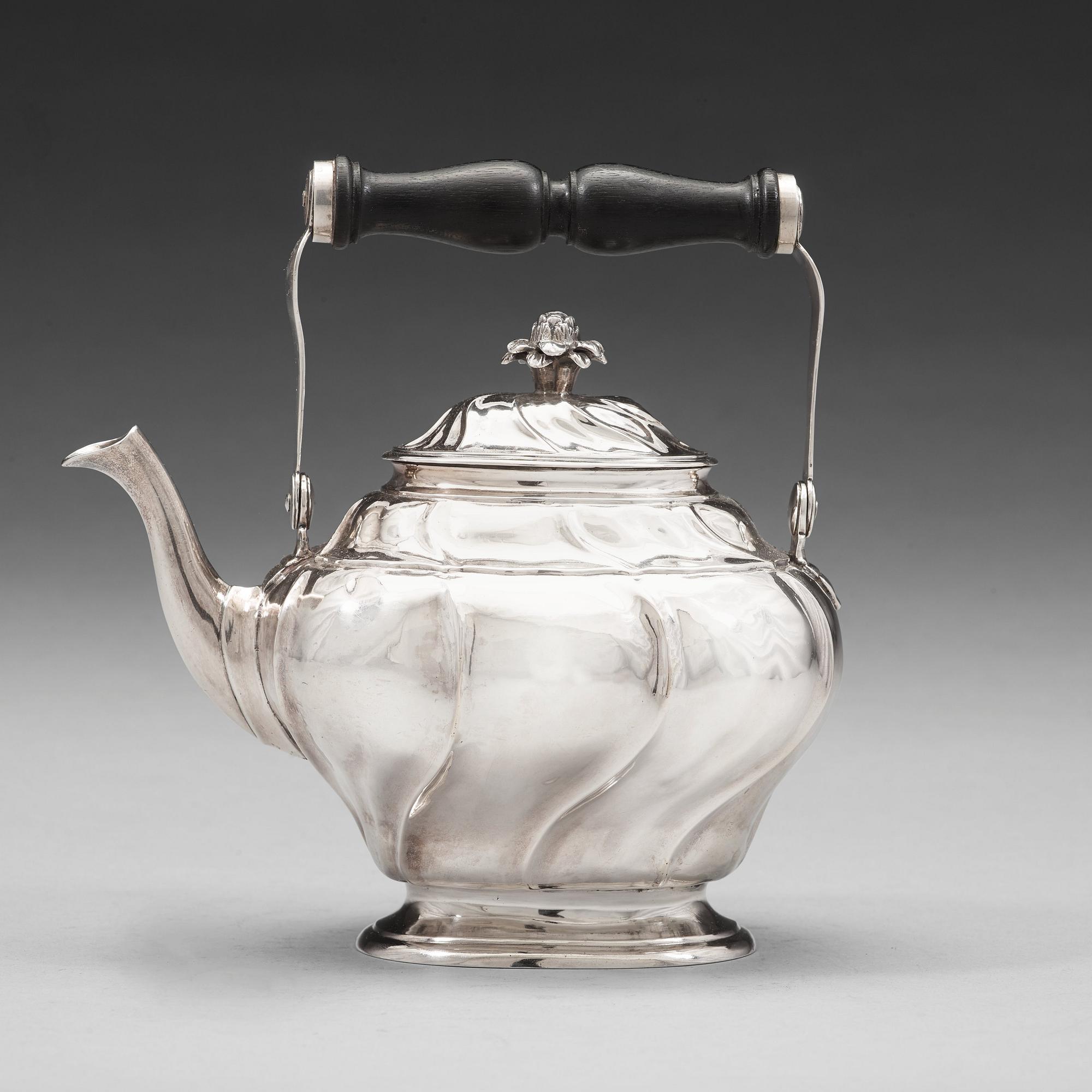 Jürgen Friedrich Sickman, tekanna, silver, Stockholm 1759, rokoko.
