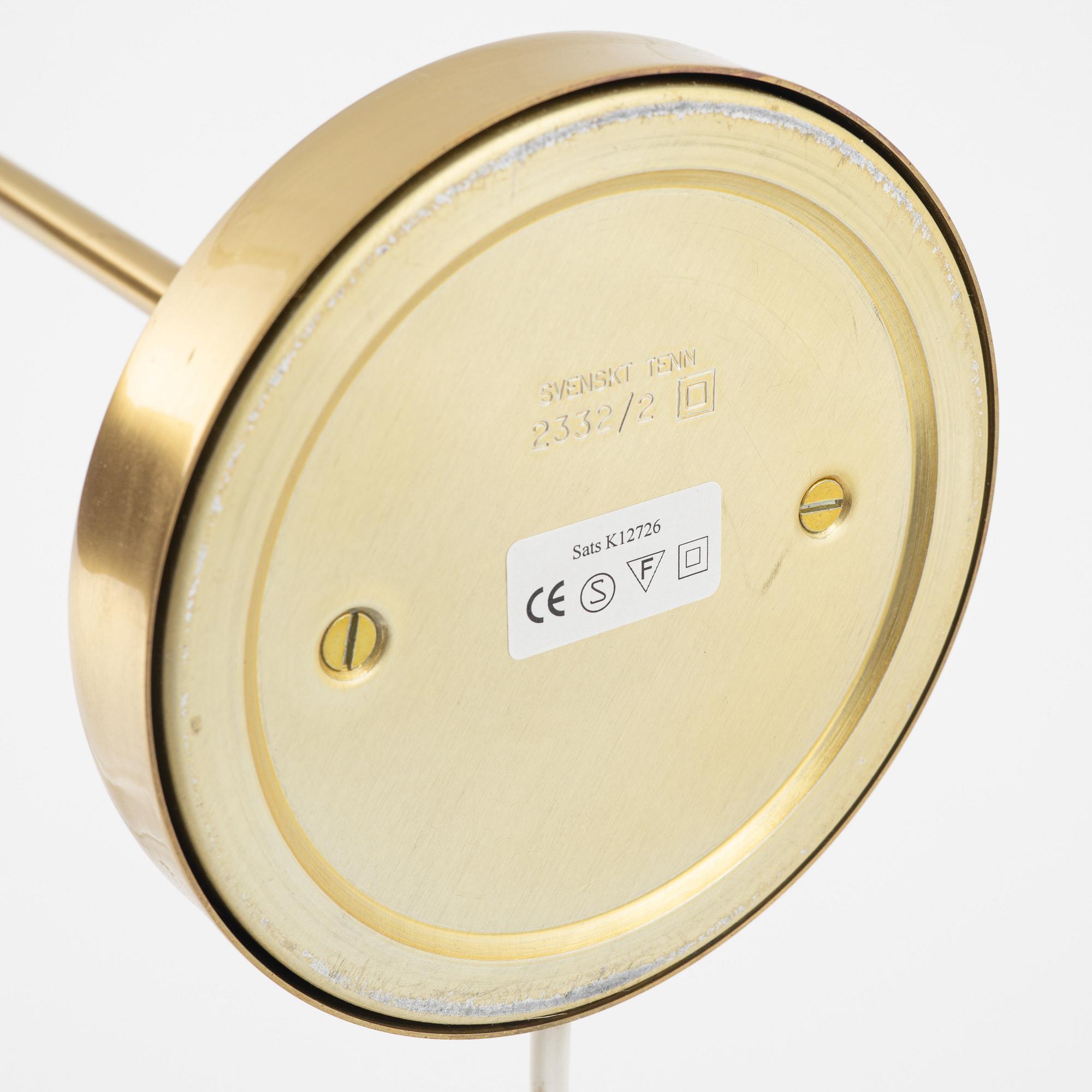 Josef Frank, a model 2332 brass table light, Firma Svenskt Tenn.