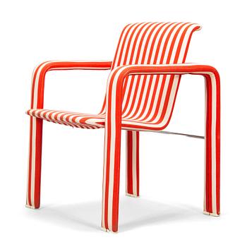 Antti Nurmesniemi, a 1980s armchair for Artek.