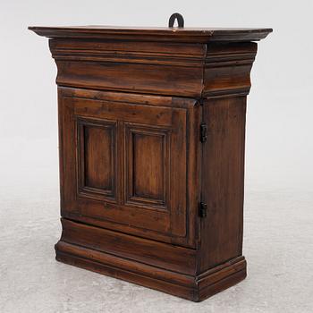 Hanging cabinet, 18th Century.