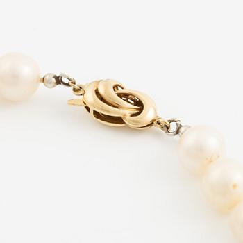 Pärlcollier, med odlade pärlor, lås i 18K guld.