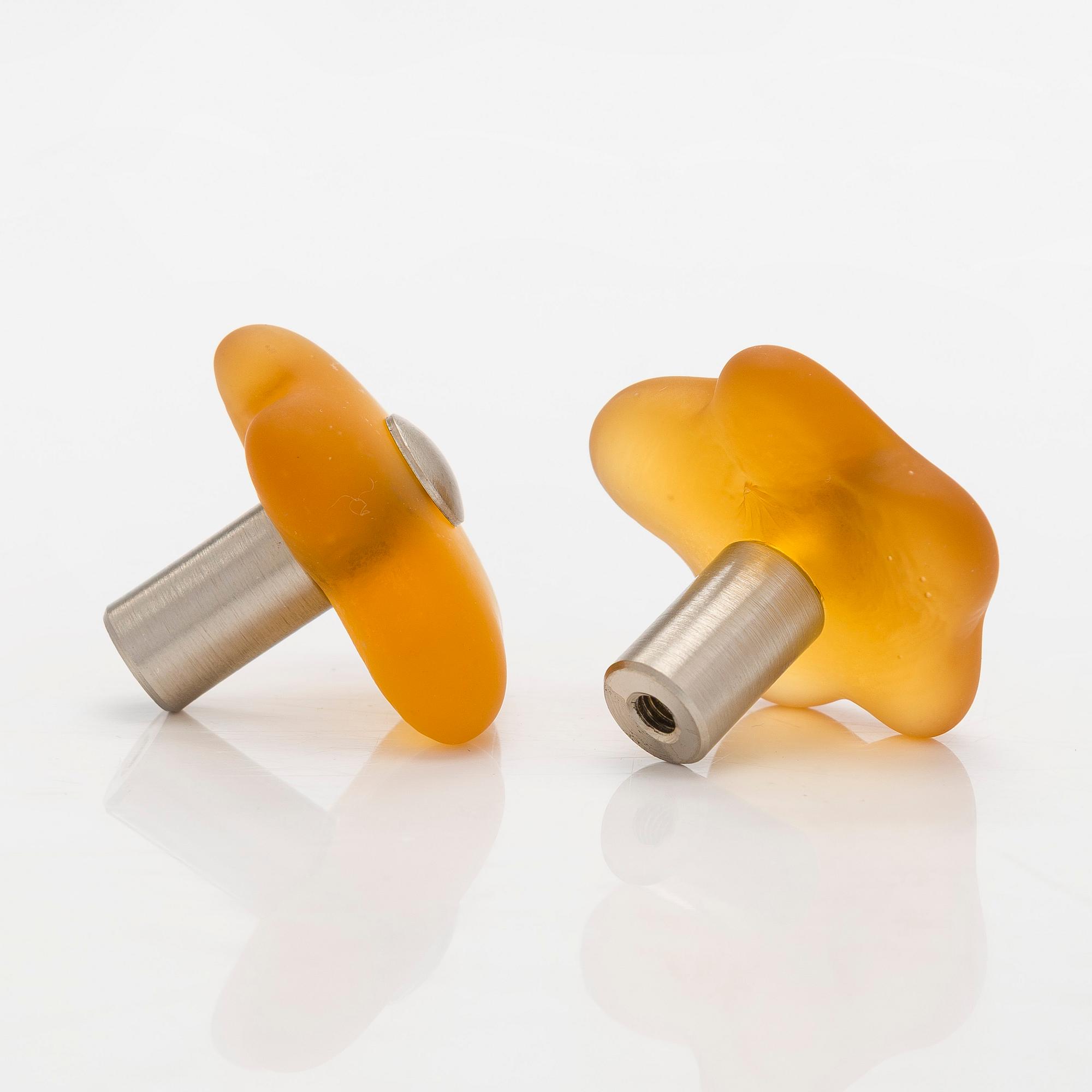 Eero Aarnio,  vetimiä, 20 kpl, Valli&Valli, Italia, 2007/08.