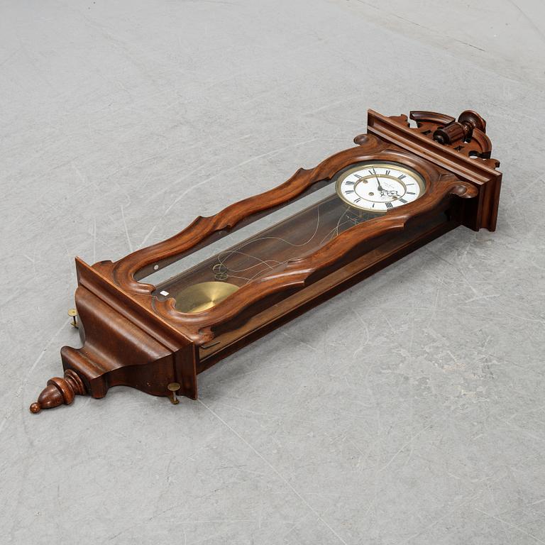 A Wienese regulator wall clock from Gebrüder Resch, late 19th Century.