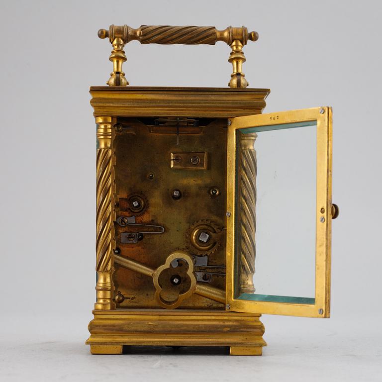 A set of five carriage and miniature clocks, 19th/20th Century.