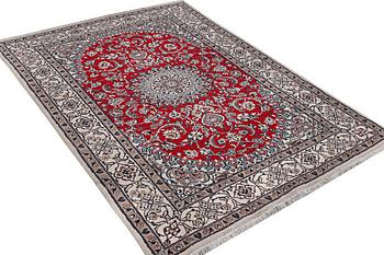 Matta, Nain, part silk, ca. 303 x 198 cm.