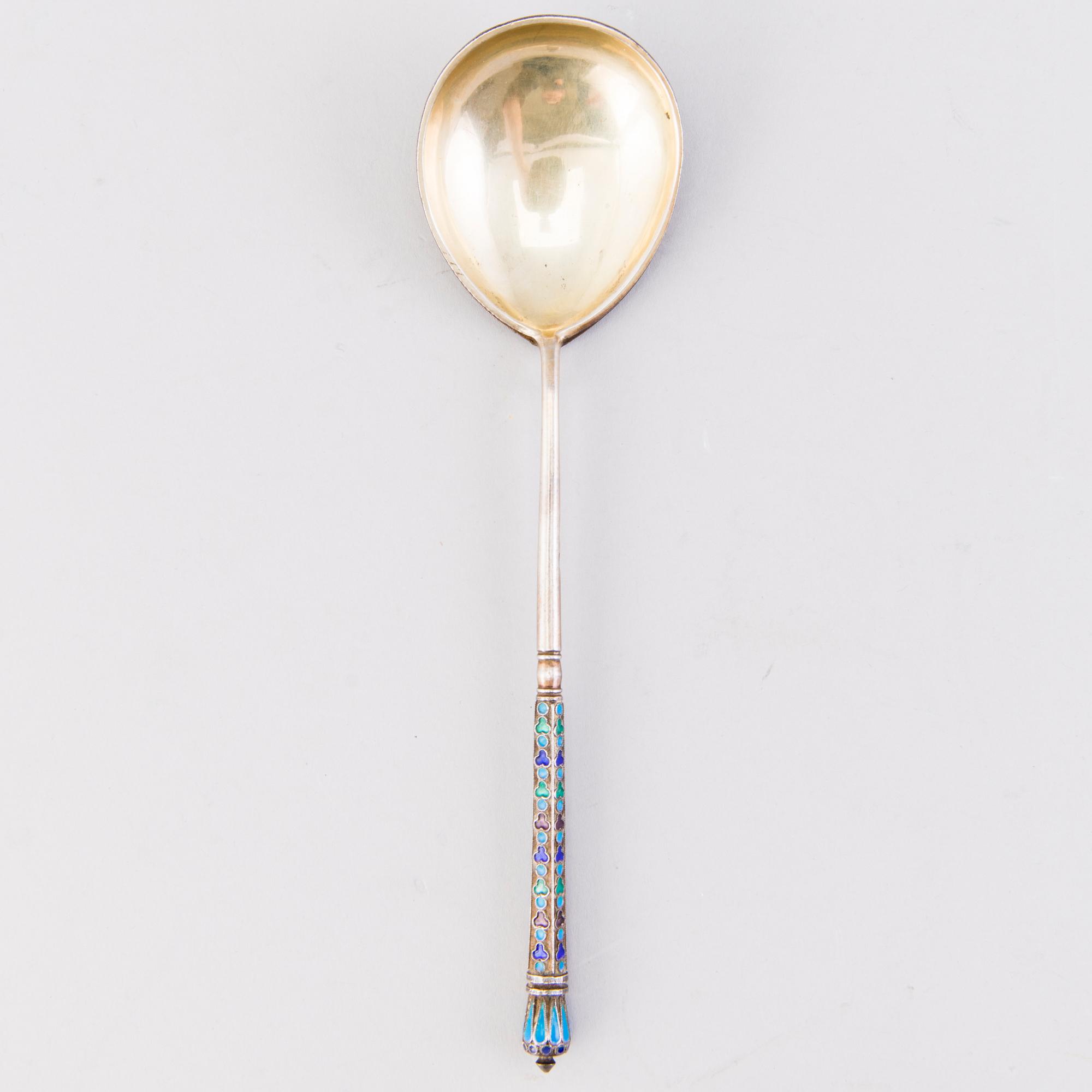 SYLTSKED, silver och emailj, Mihail Alexandrov, Moskva 1900-talets början.