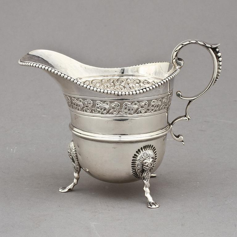 GRÄDDKANNA, silver, William Egan & Sons, Cork, Irland, 1900-talets första hälft. Vikt 175 g.