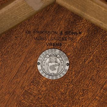 JOSEF FRANK, soffbord, modell 2139, Firma Svenskt Tenn.