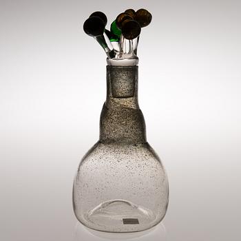 A Pompom decanter. signed Oiva Toikka Nuutajärvi Notsjö from the late 1960s.