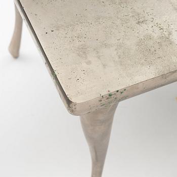 Fredrik Wretman, bord, del av installationen "And so it goes", ed. 14, Källemo, efter 1992.