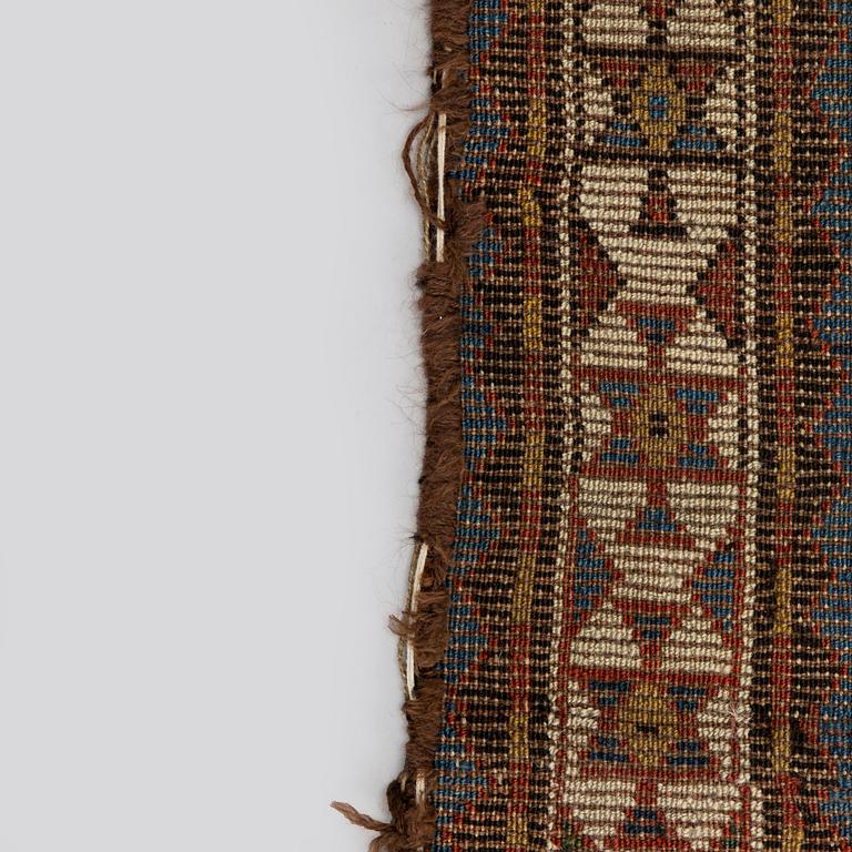 Gallerimatta, Kazak, södra Kaukasus, Ca 248 x  117 cm.